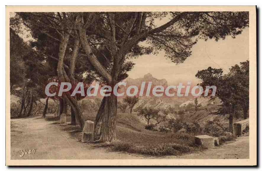 Les Alpilles, vues de la Route de St-Rémy aux Baux — Édition d'Art YVON, Neully-Paris