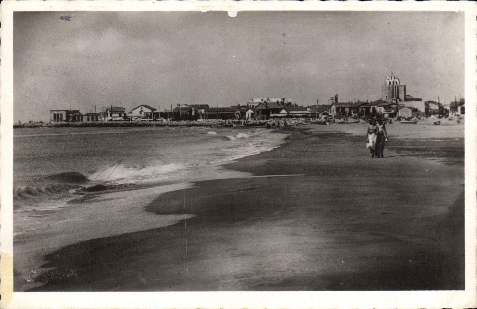 Saintes-Maries-de-la-Mer — La Plage — éditeur Macon n°13