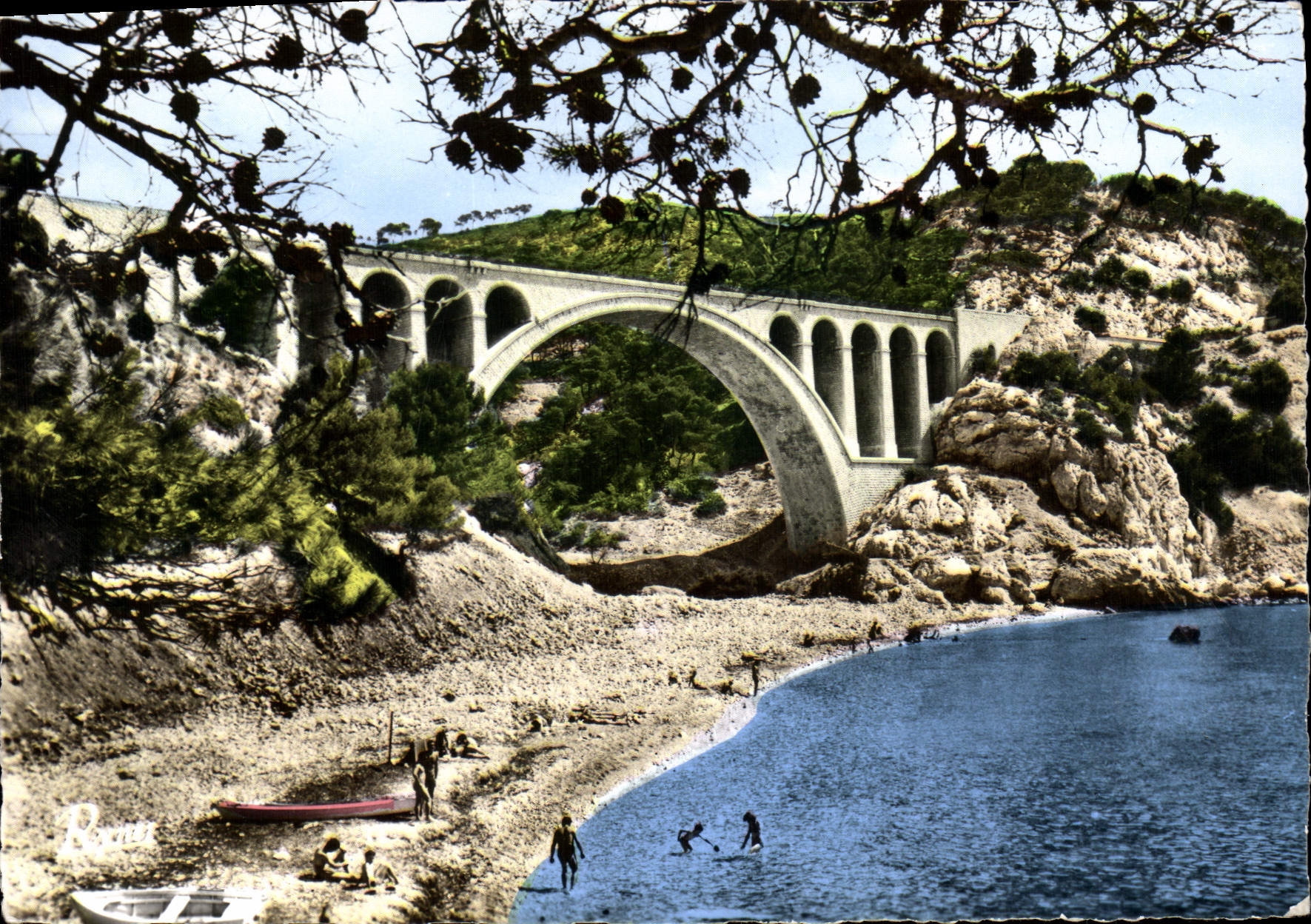 CPSM La Cote Bleue Carry Le Rouet Bouches du Rhone Viaduc et Plage des Eaux Salees 