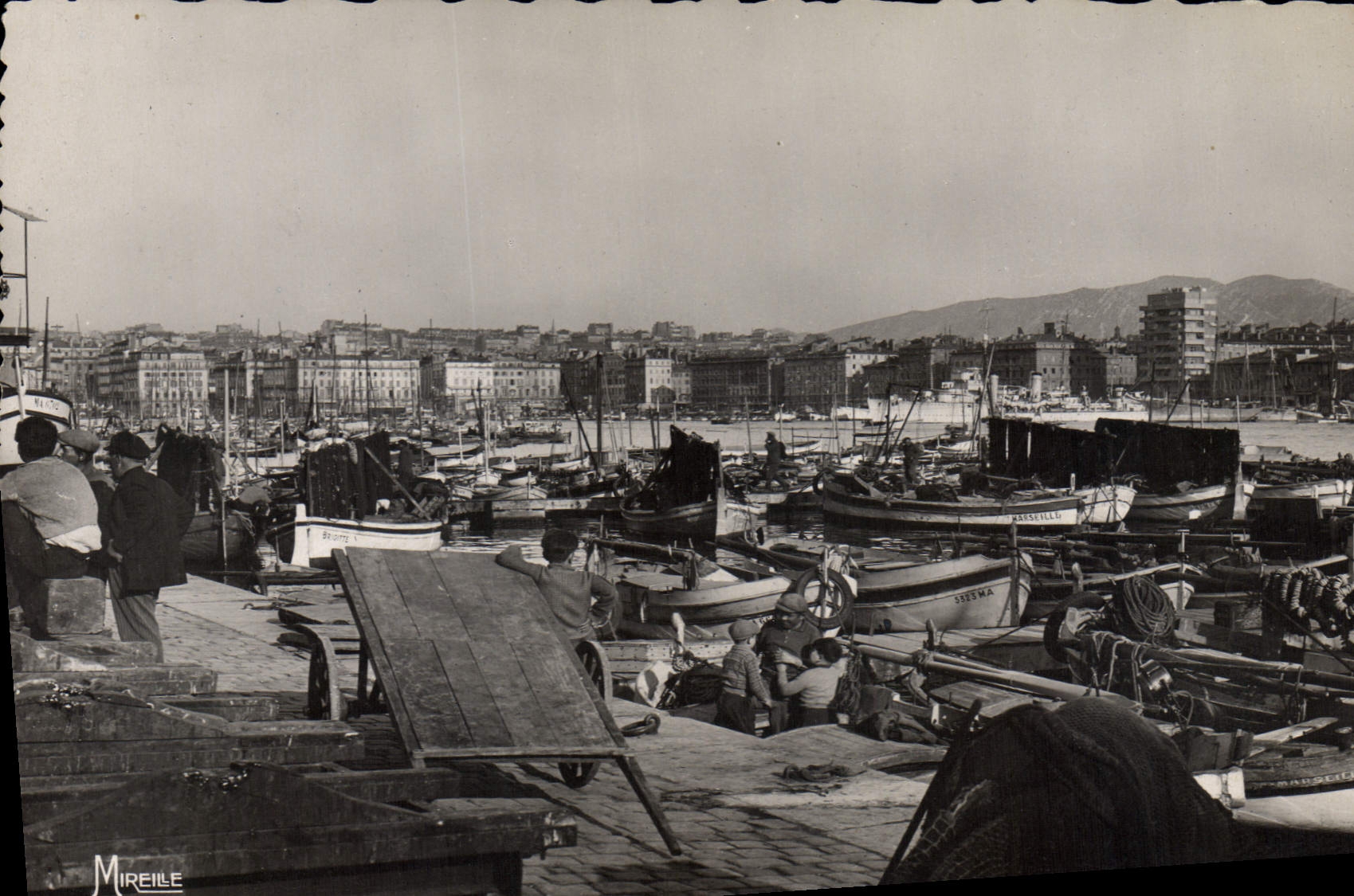 Ein Stück vom Alten Hafen — Marseille — Édition Mireille