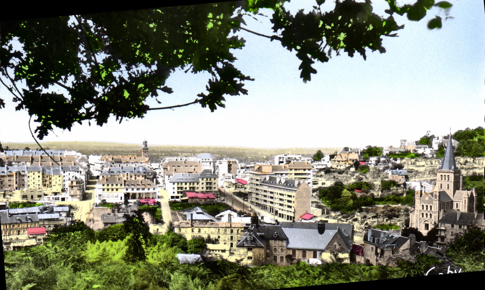 Vire (Calvados) — Vue générale et Église Sainte-Anne — Éditions Gaby