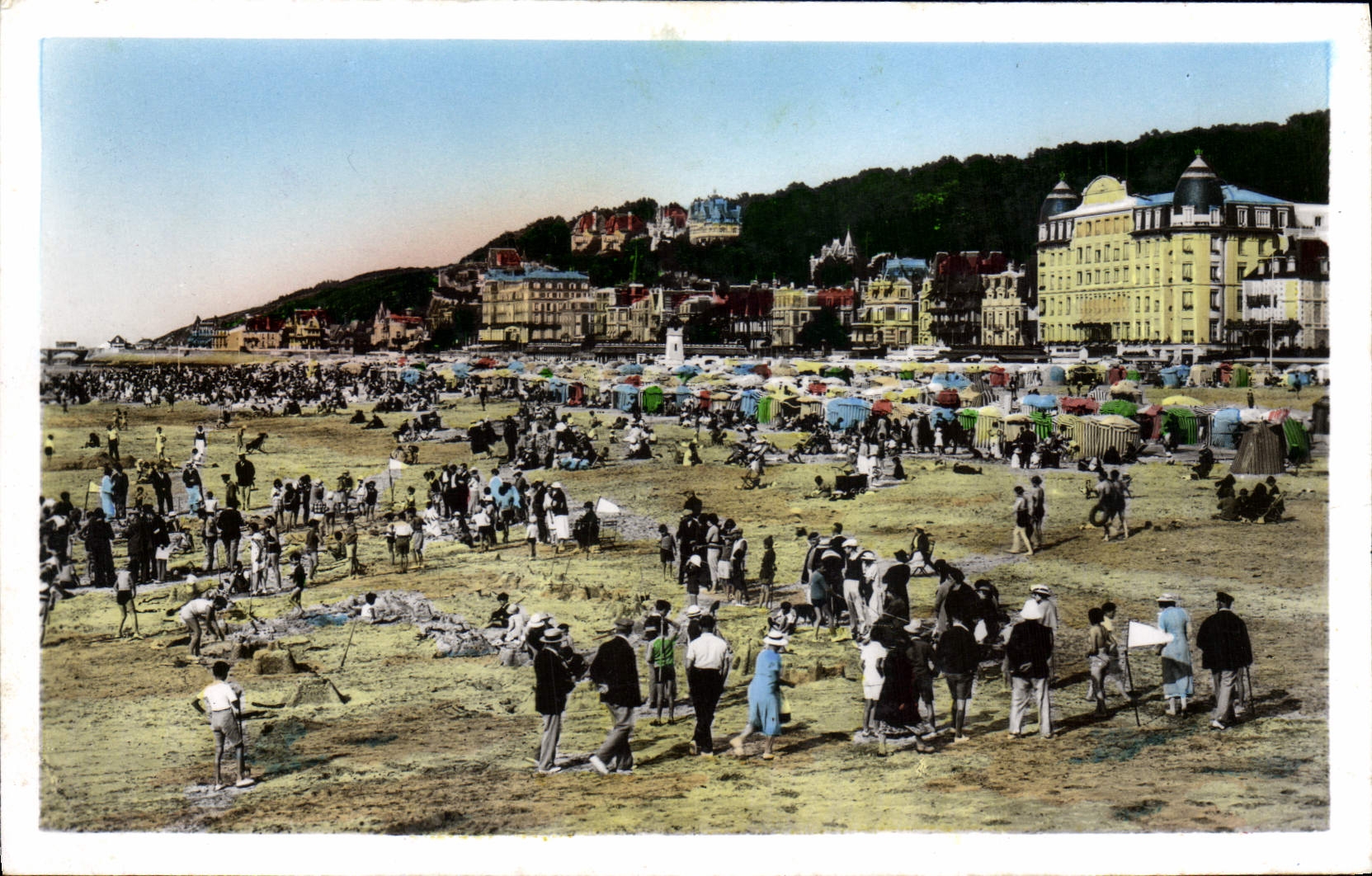 CPA Trouville Reine des Plages Panorama de la Plage 