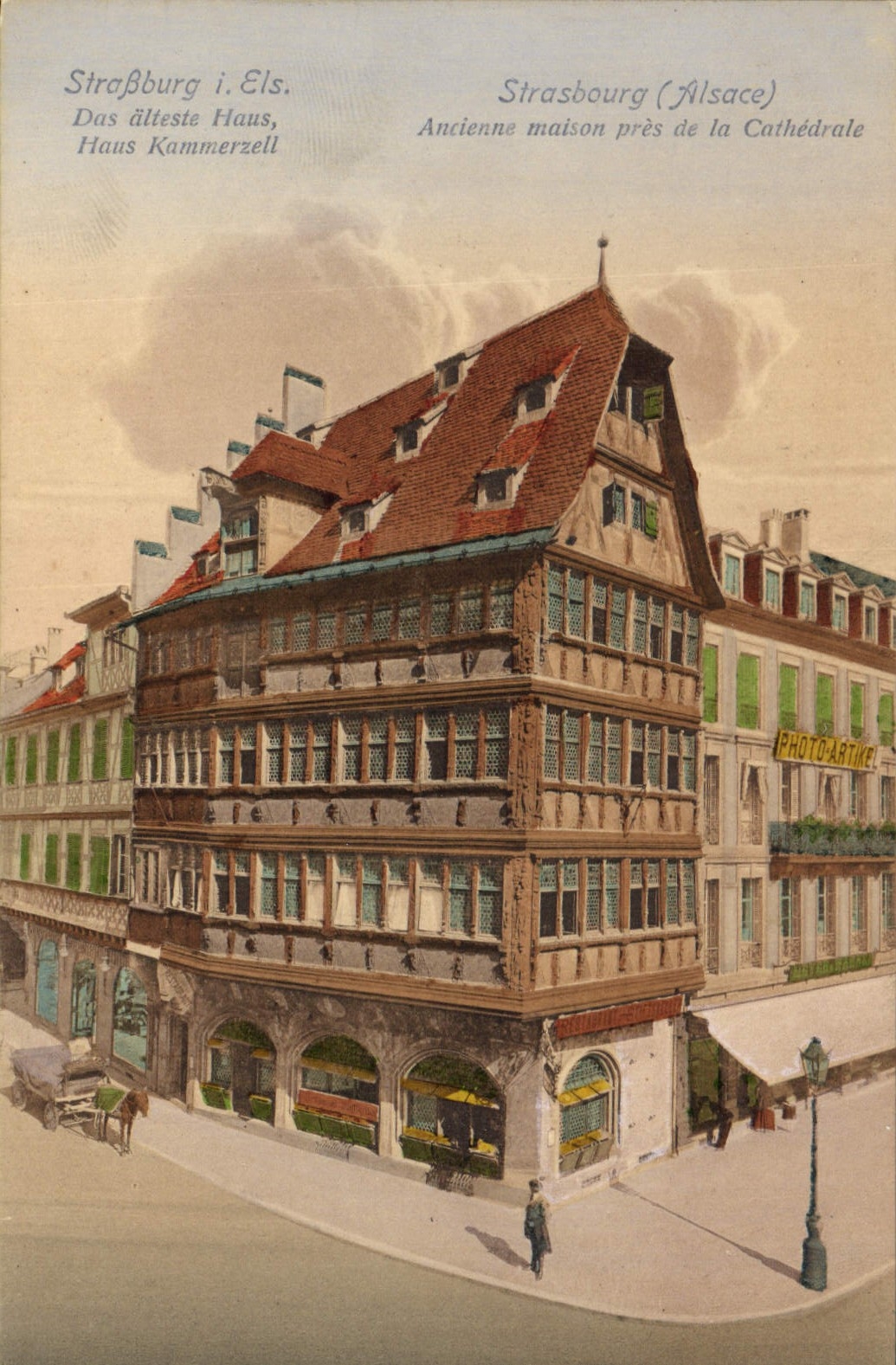 CPA Strasbourg Alsace Ancienne maison pres de la Cathedrale 