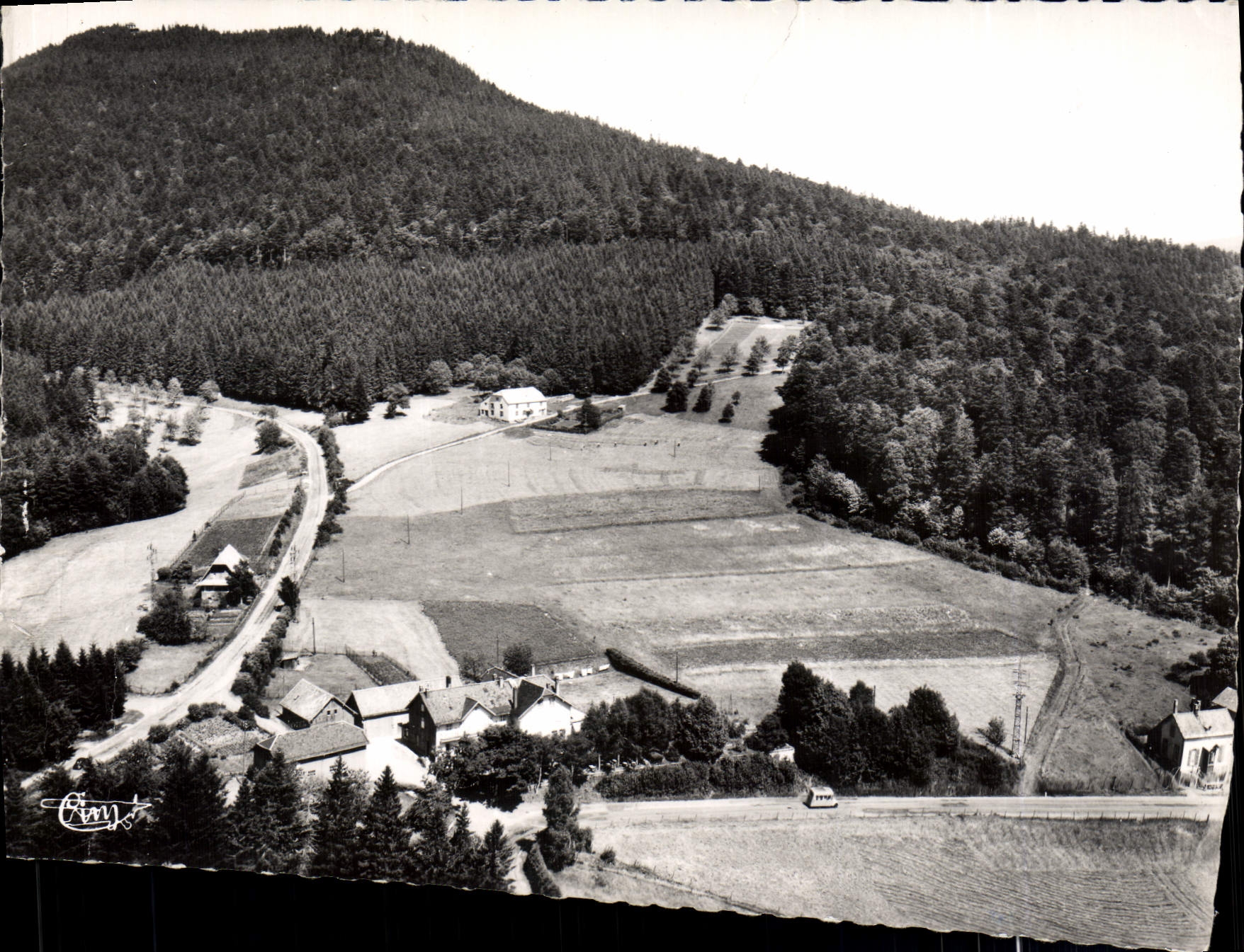 CPSM Col du Donon Vue aerienne Hotel Velleda  