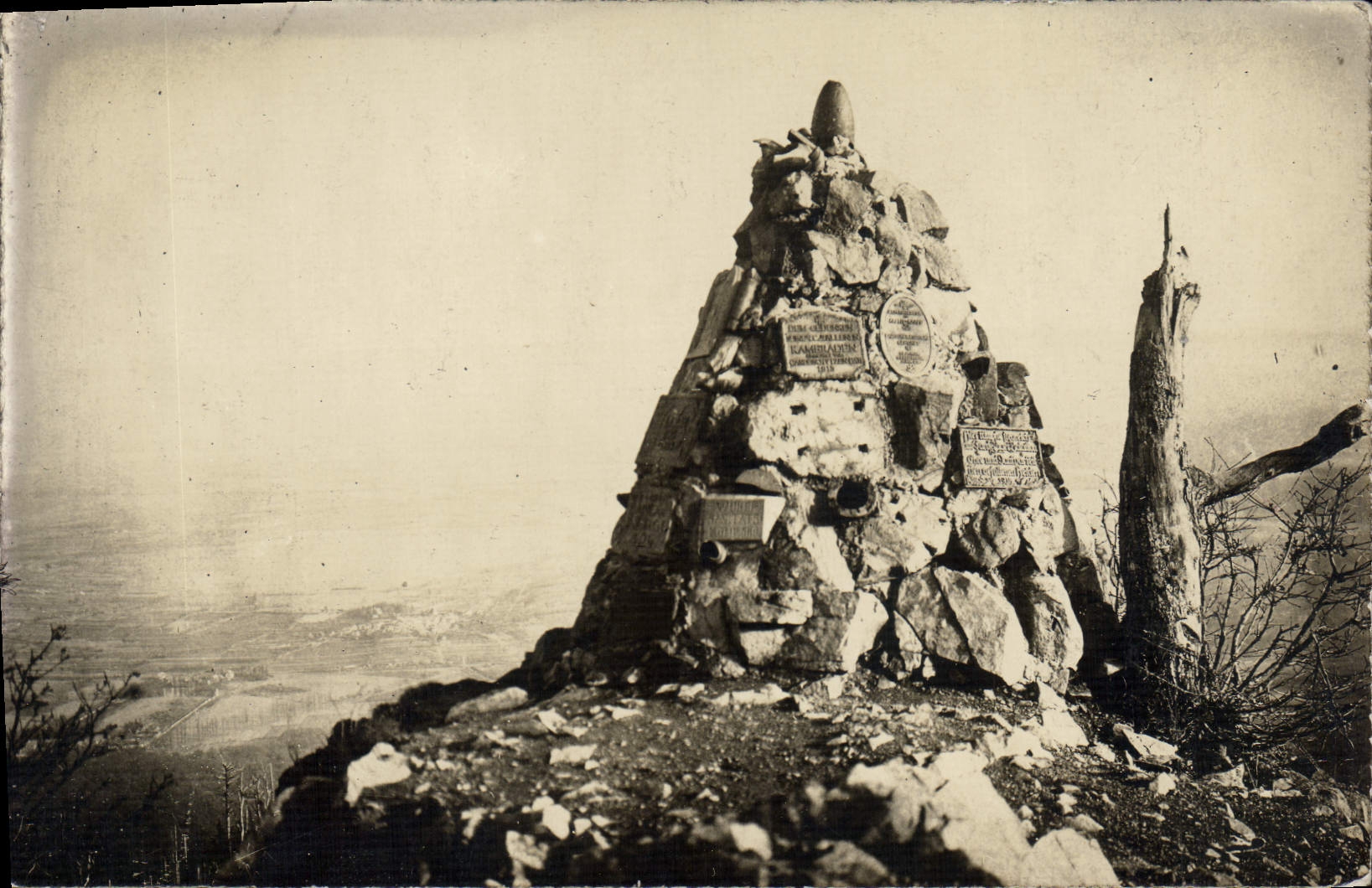 Monument des Alten Armand — Hartmannswillerkopf — Verlag: Cantine des Chasseurs