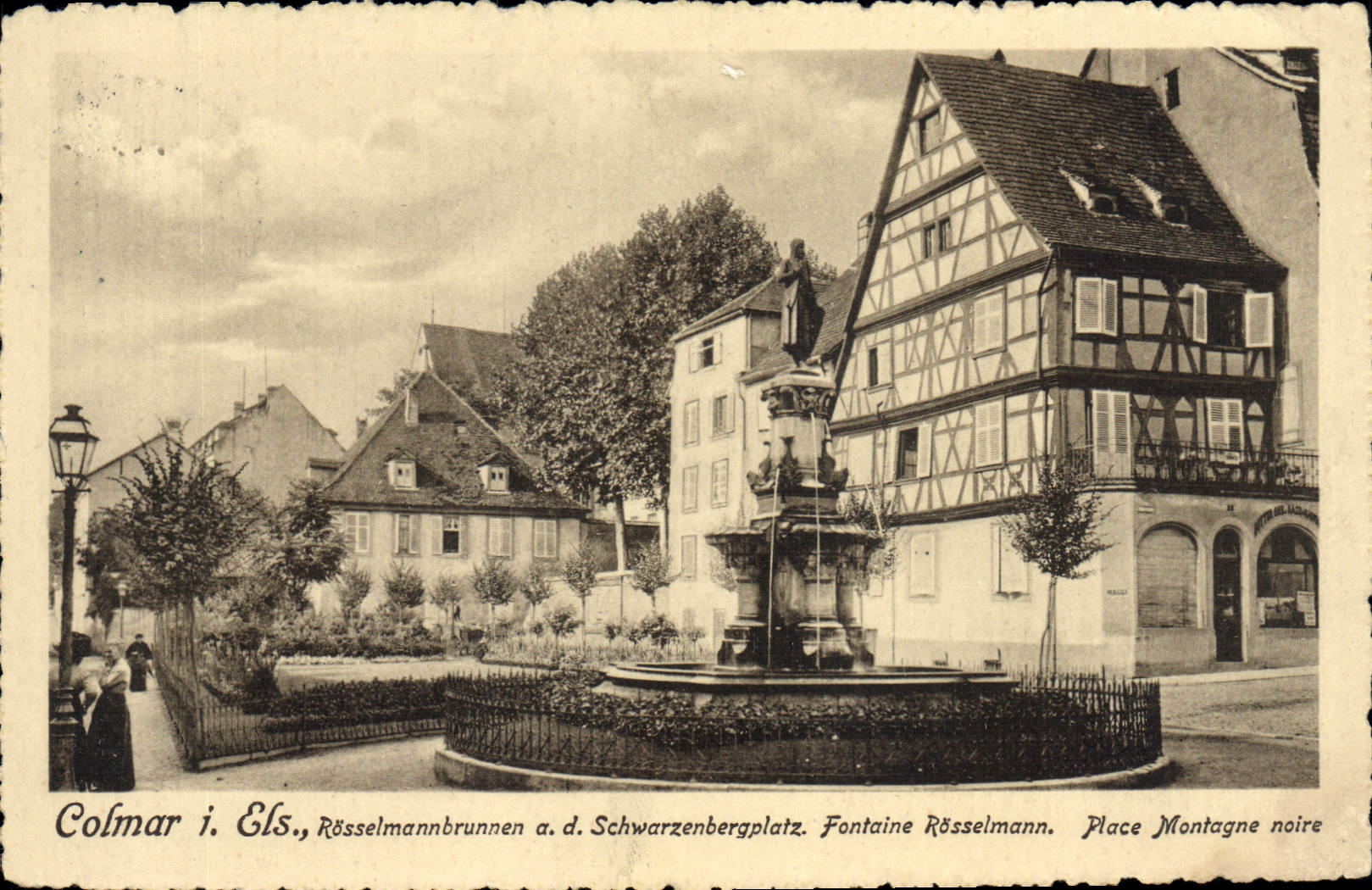 Colmar i. Els., Rößelmannbrunnen a.d. Schwarzenbergplatz — Fontaine Rößelmann, Place Montagne noire — éditeur non visible