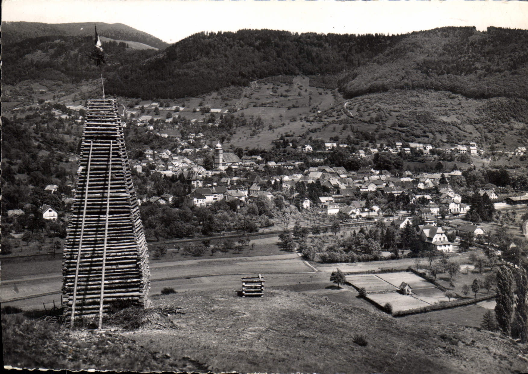 Saint-Amarin (Haut-Rhin) — Allgemeine Ansicht und der Bûcher Saint-Jean — Edition Photomag St-Louis, Nr. 842