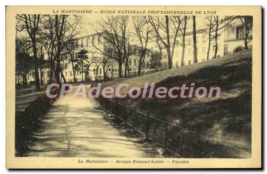 CPA La Martiniere Groupe Edmond Labbe Facades 