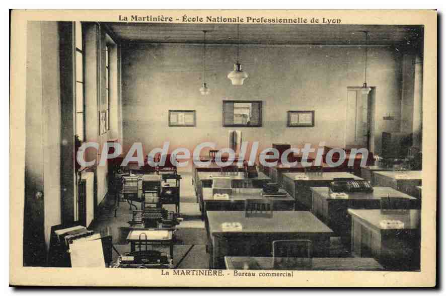 CPA La Martiniere Bureau commercial 