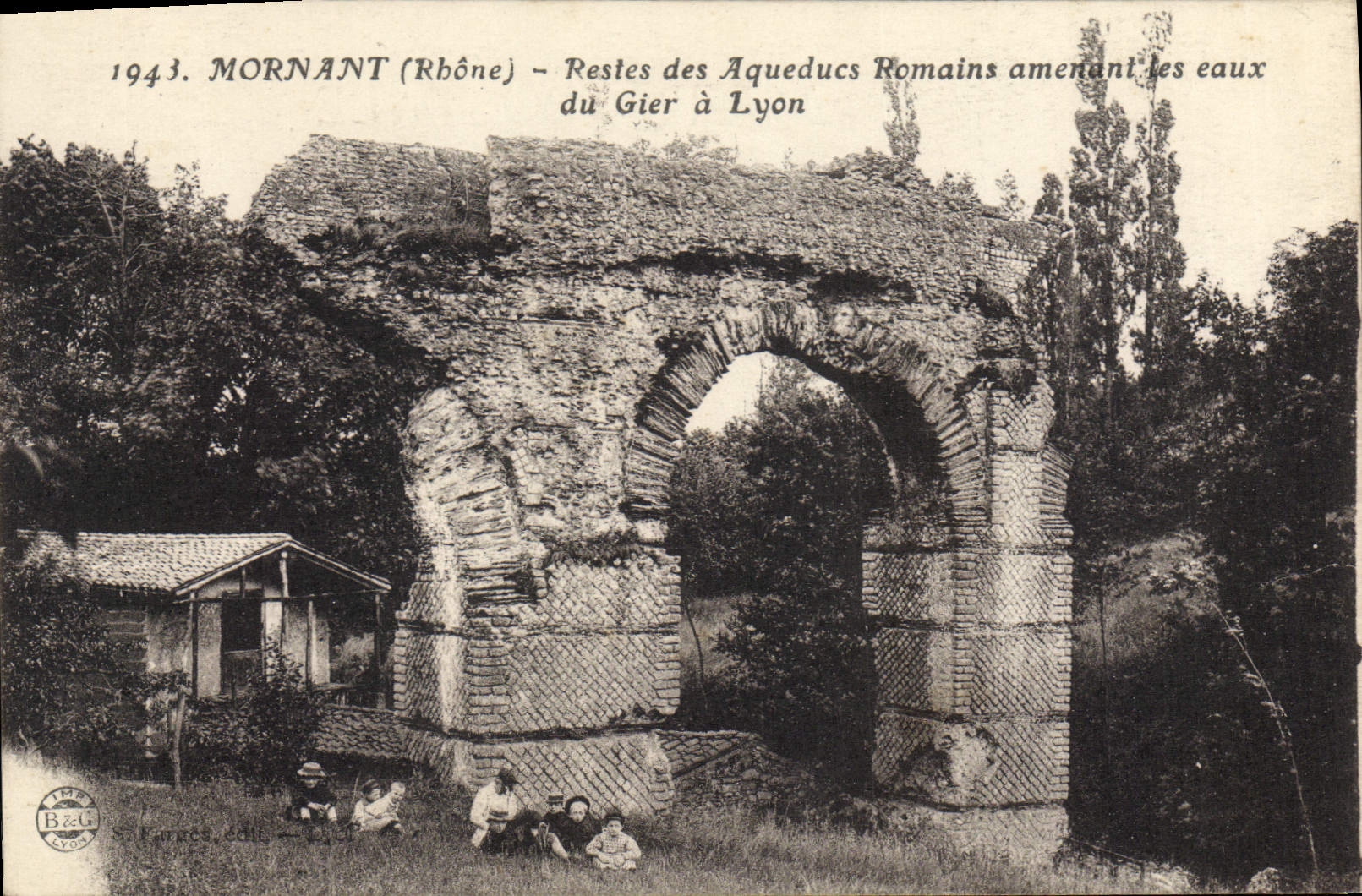 Mornant (Rhône) — Restes des Aqueducs Romains amenant les eaux du Gier à Lyon — B. & G. Lyon