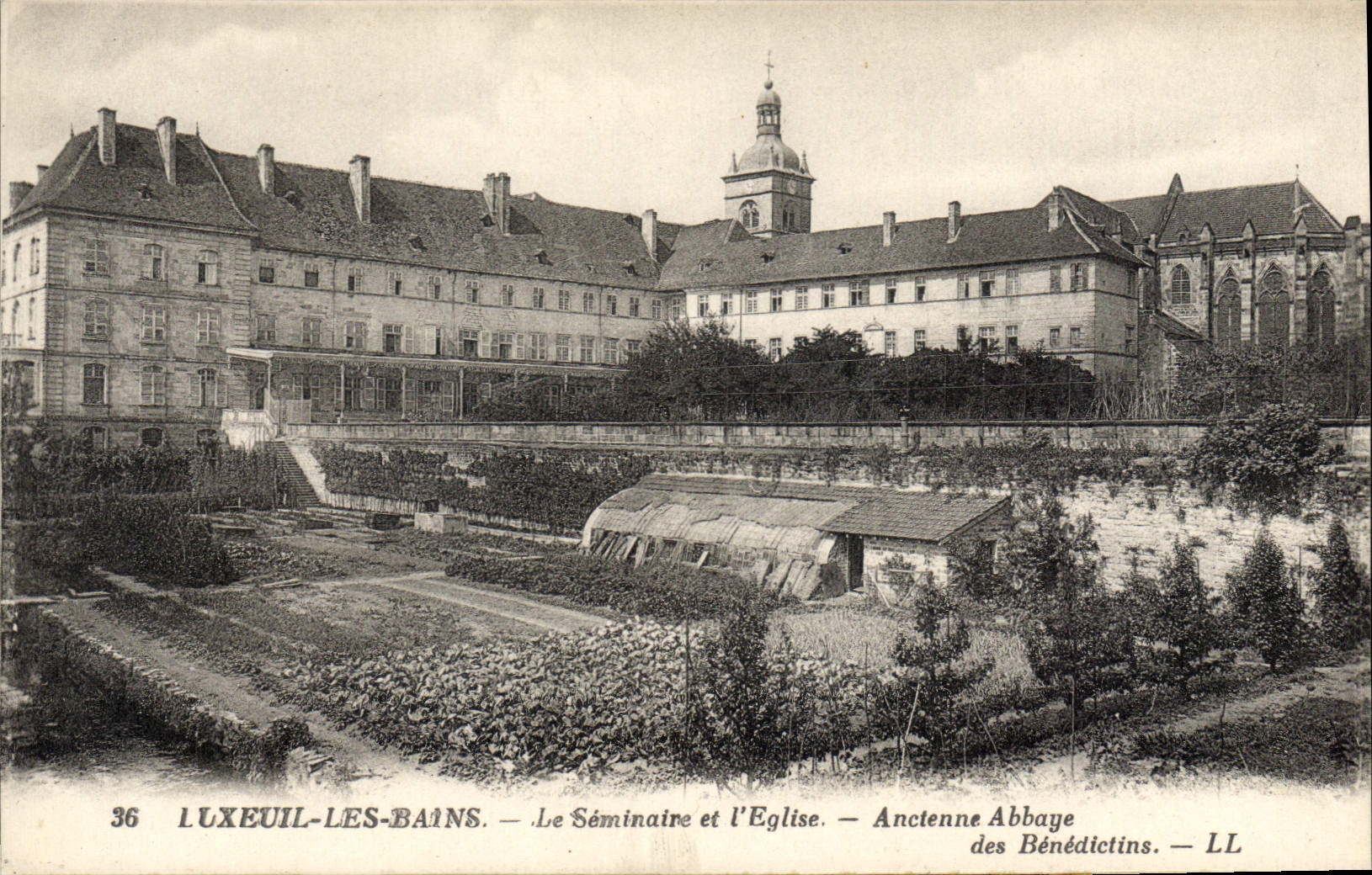 LUXEUIL-LES-BAINS — Le Séminaire et l'Église — Ancienne Abbaye des Bénédictins — LL — n°36