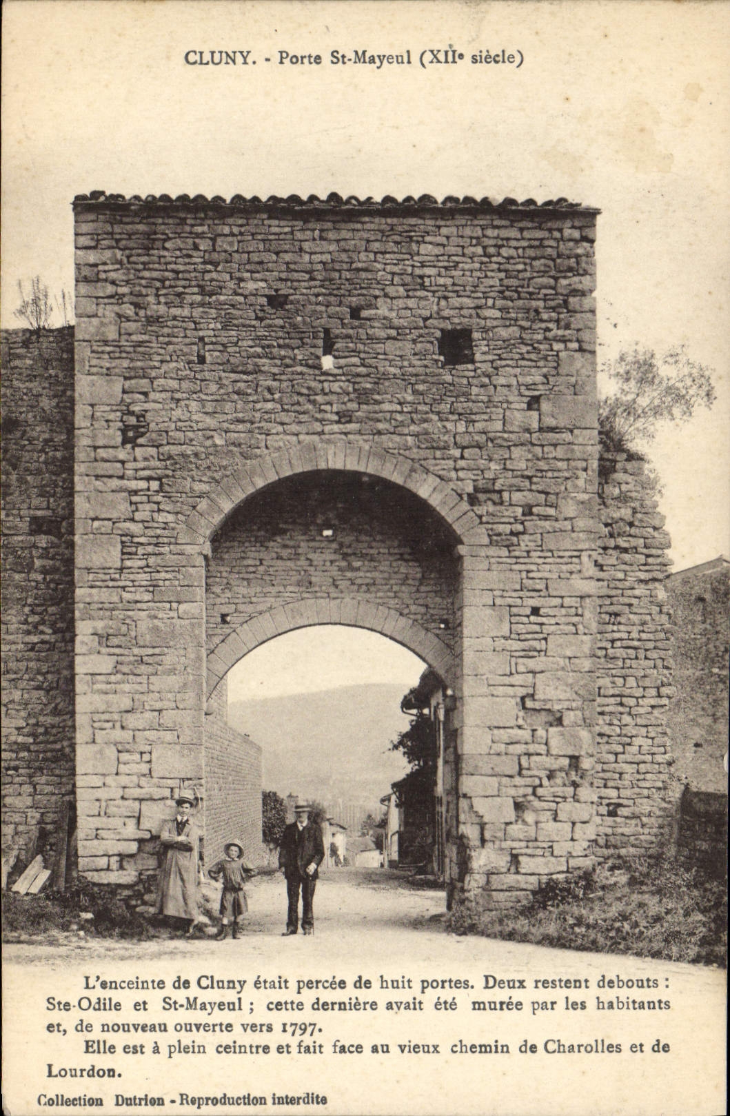 Cluny - Porte St-Mayeul (XIIe siècle) — Collection Dutrion