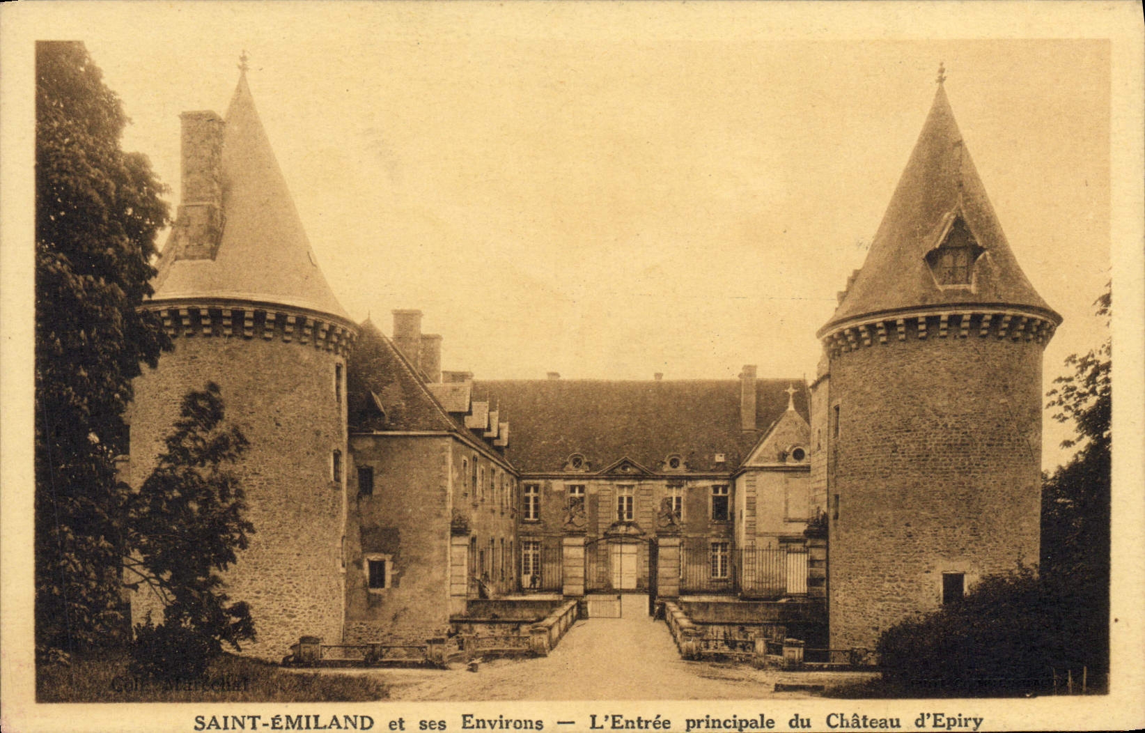 Saint-Émiland et ses Environs — L'Entrée principale du Château d'Epîry — Goff Stéphane