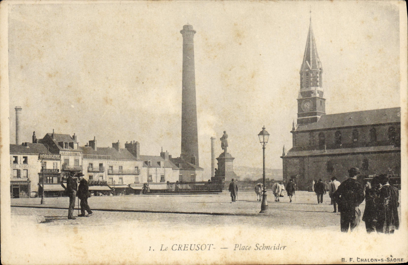 Le CREUSOT — Place Schneider — B. F. CHALON-S-SAÔNE