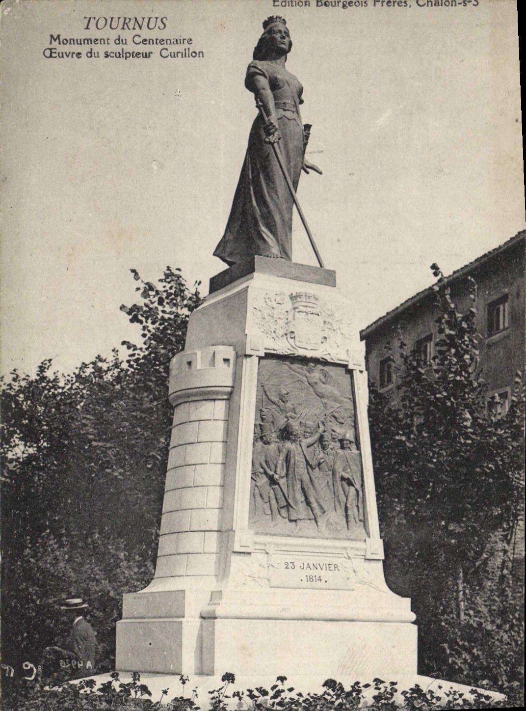CPA Tournus Monument du Centenaire Ceuvre du sculpteur Curillon 