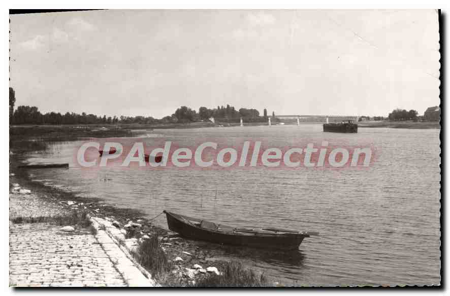 CPA Uchizy Le Port sur la Saone 