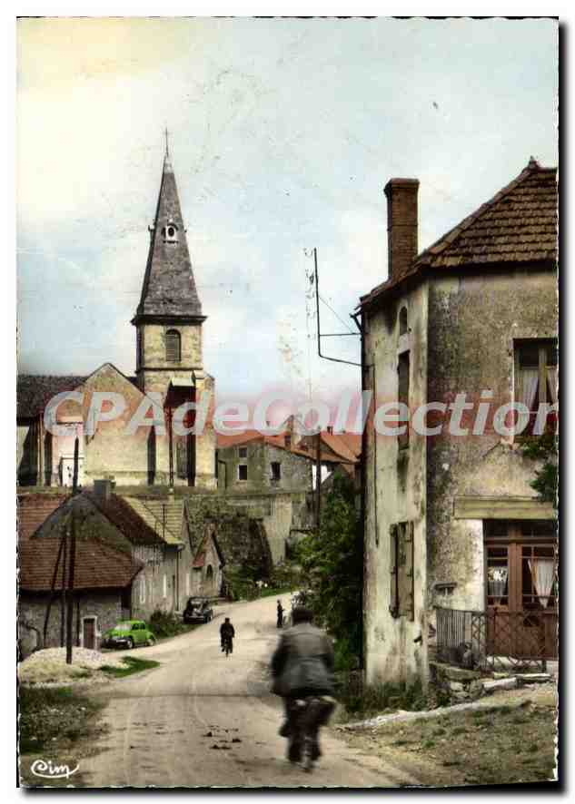 Etrigny (S.-et-L.) — L'entrée du pays et l'église — Combière MP. Maçon