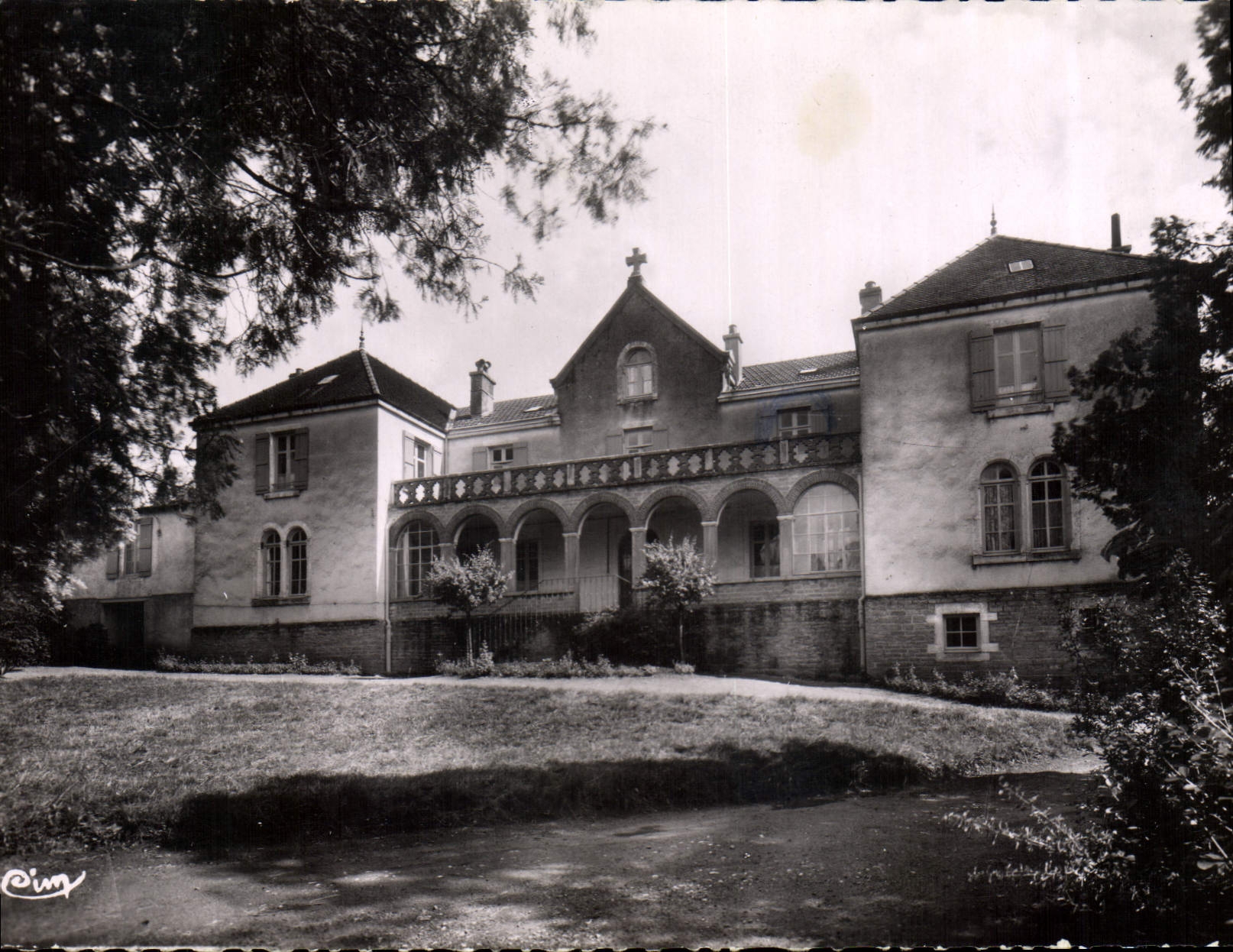 Villa Ste-Agnès — Bonnay (S.-et-L.) — Photo O. Im