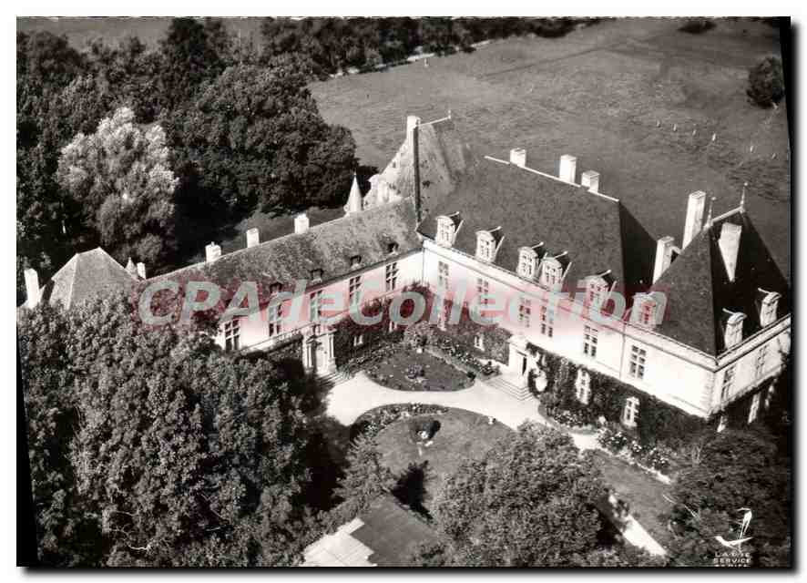 CPSM En Avions Au Dessus de Cormatin S et L Le Chateau Ce Chateau don l'existence a ete liee au Chat