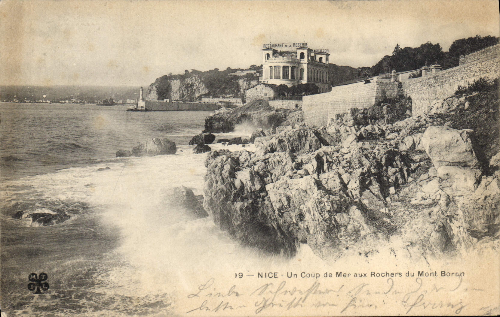CPA NICE un coup de mer aux rochers du mont Boron 