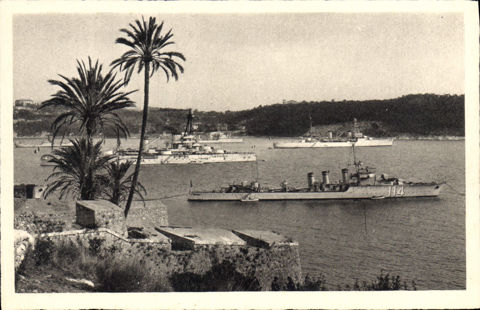 Villefranche-sur-Mer — Ansicht der Bucht, der Citadel und der Flotte — Braun & Cie, Nice