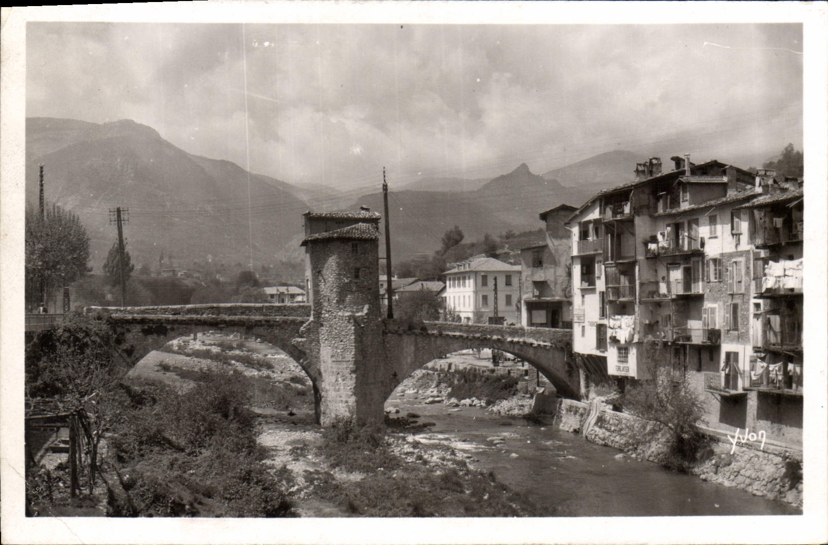 CPA Cote d'Azur Sospel le vieux pont sur la Bevera 