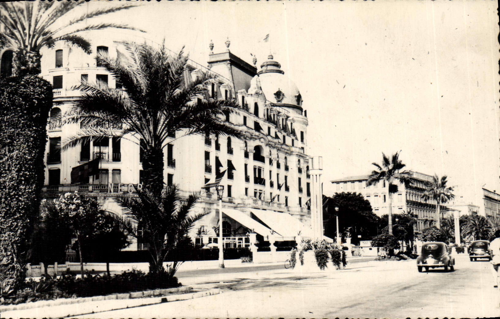 Hôtel Négresco — Nice — Édition AZUR n°342 - Anverso