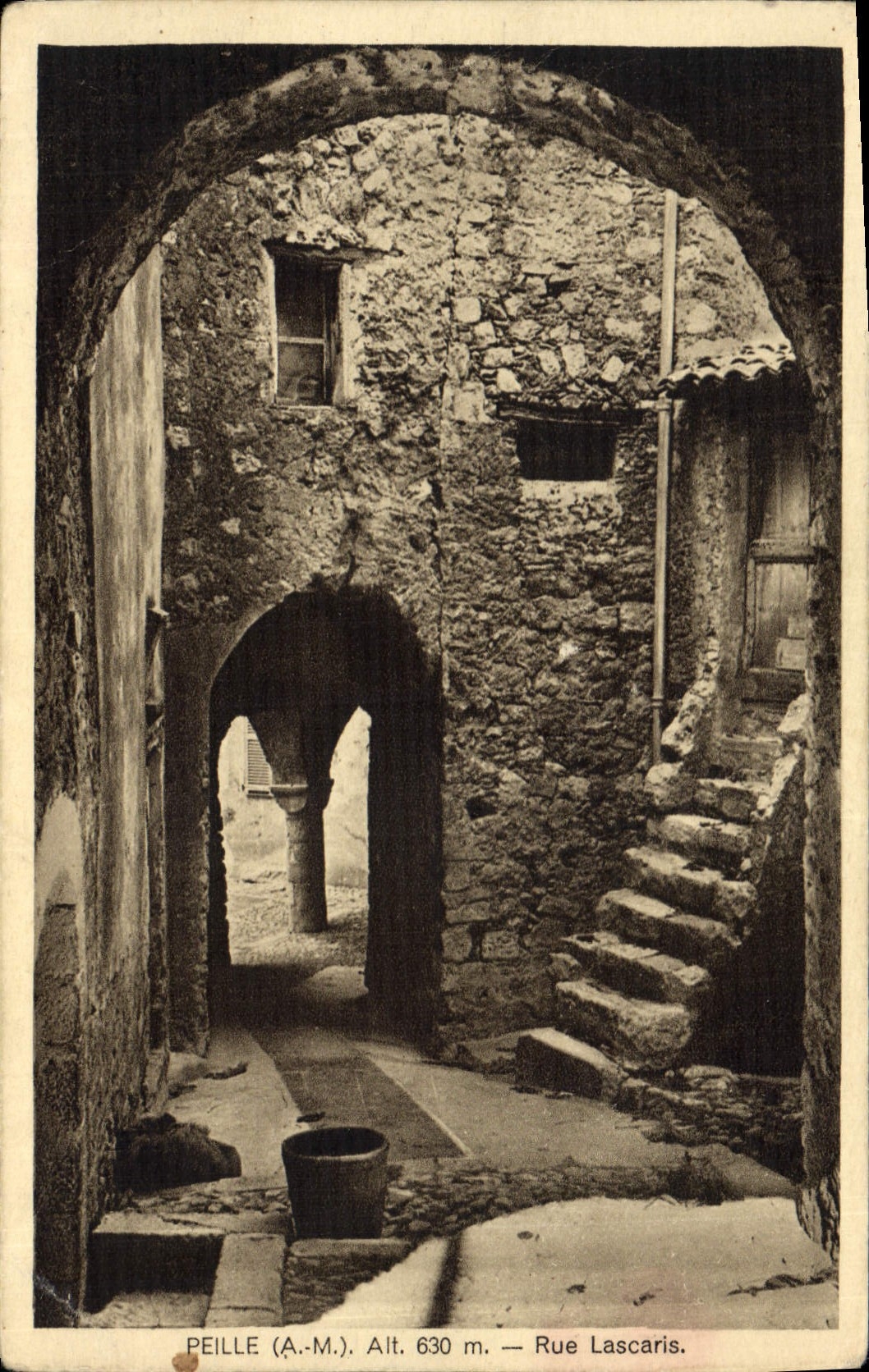CPA Peille Rue Lascaris 