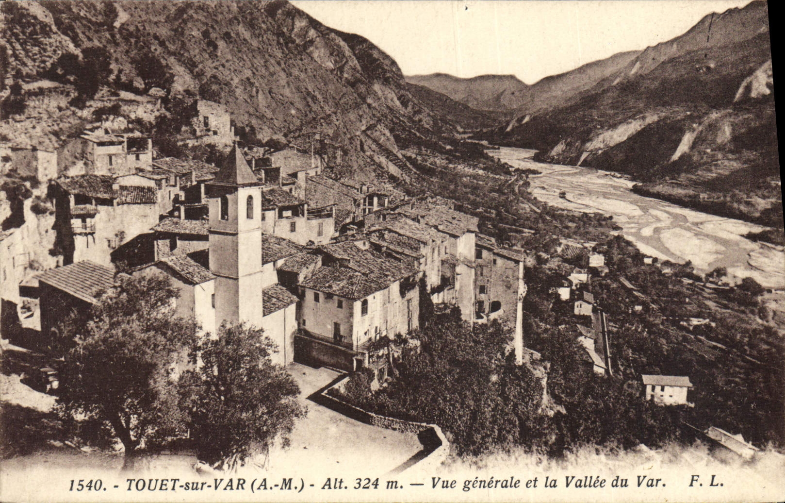 CPA Touet sur Var Vue generale et la Vallee du Var 