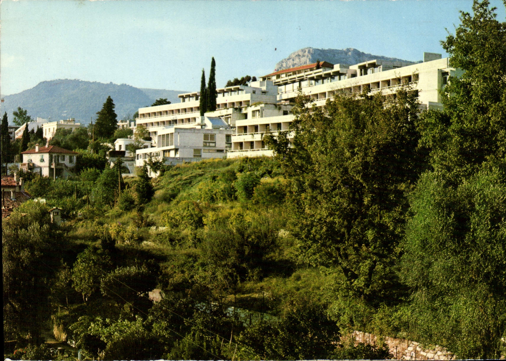 Côte d'Azur — Vence — Clinique Scolaire et Universitaire de Broncho-pneumologie — Éditions S.E.P.T. - 35, Poujoulat et Gobballis - NICE