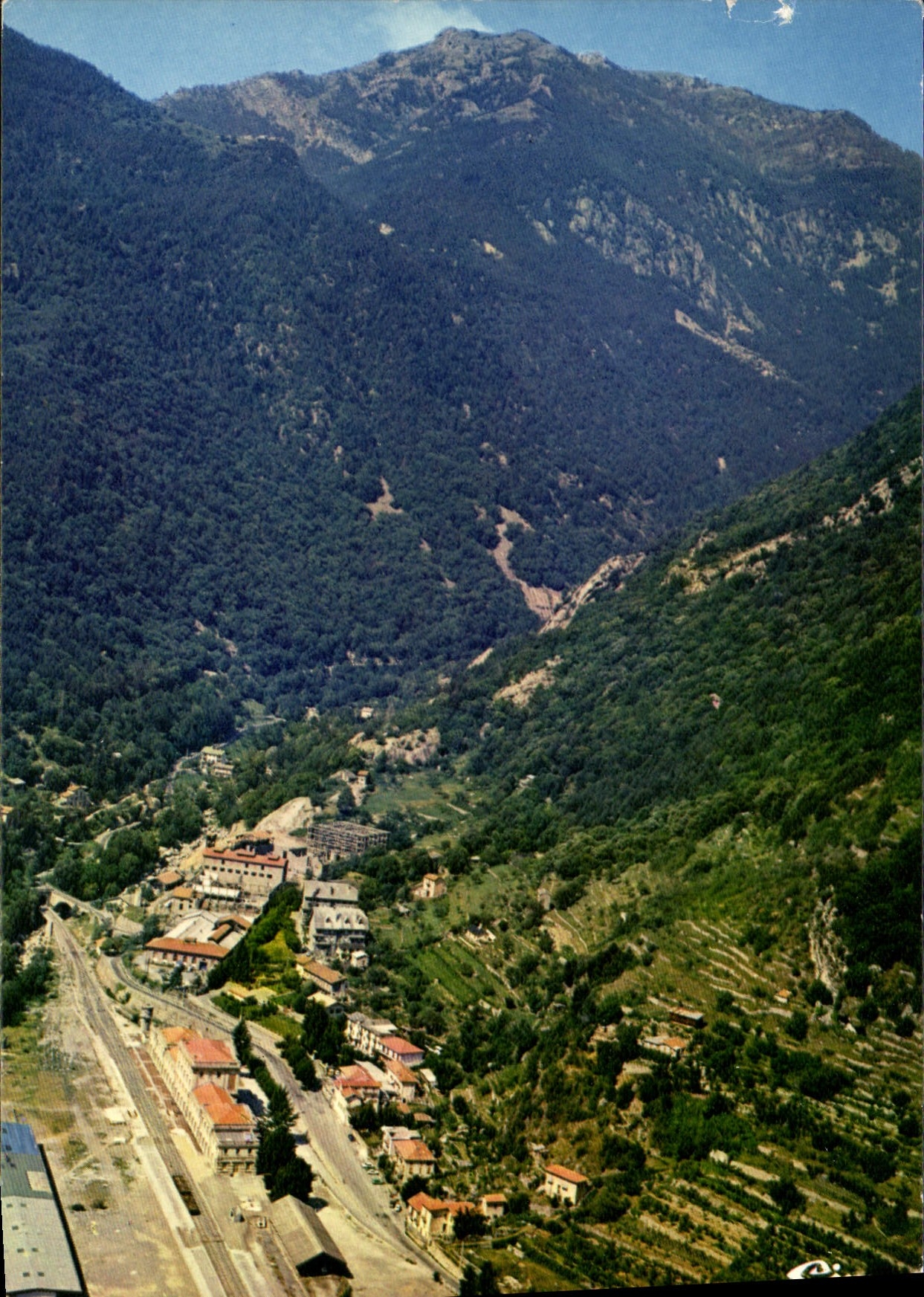 CPSM St Dalmas de Tende (Alpes Maritimes) Vue generale aerienne