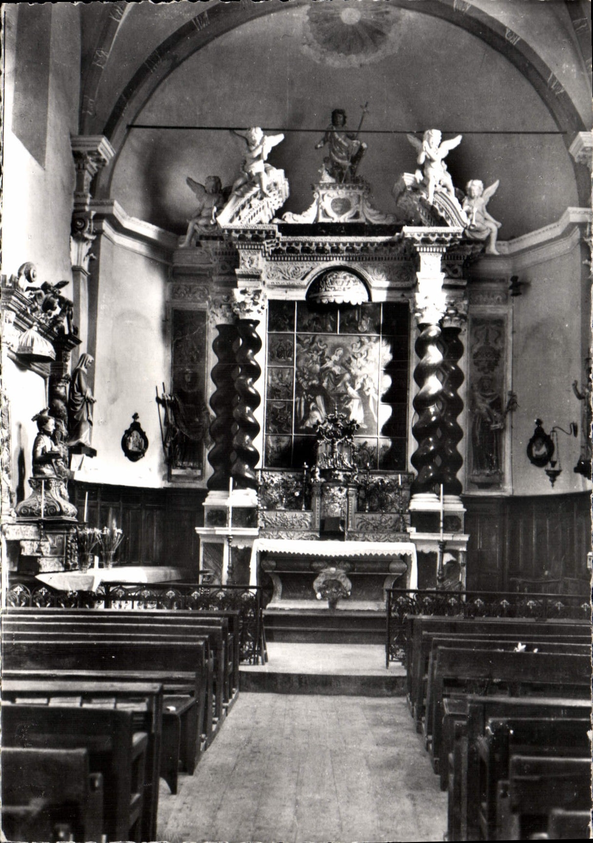 CPSM Beuil (A M) Eglise paroissiale 5xvii siecle)