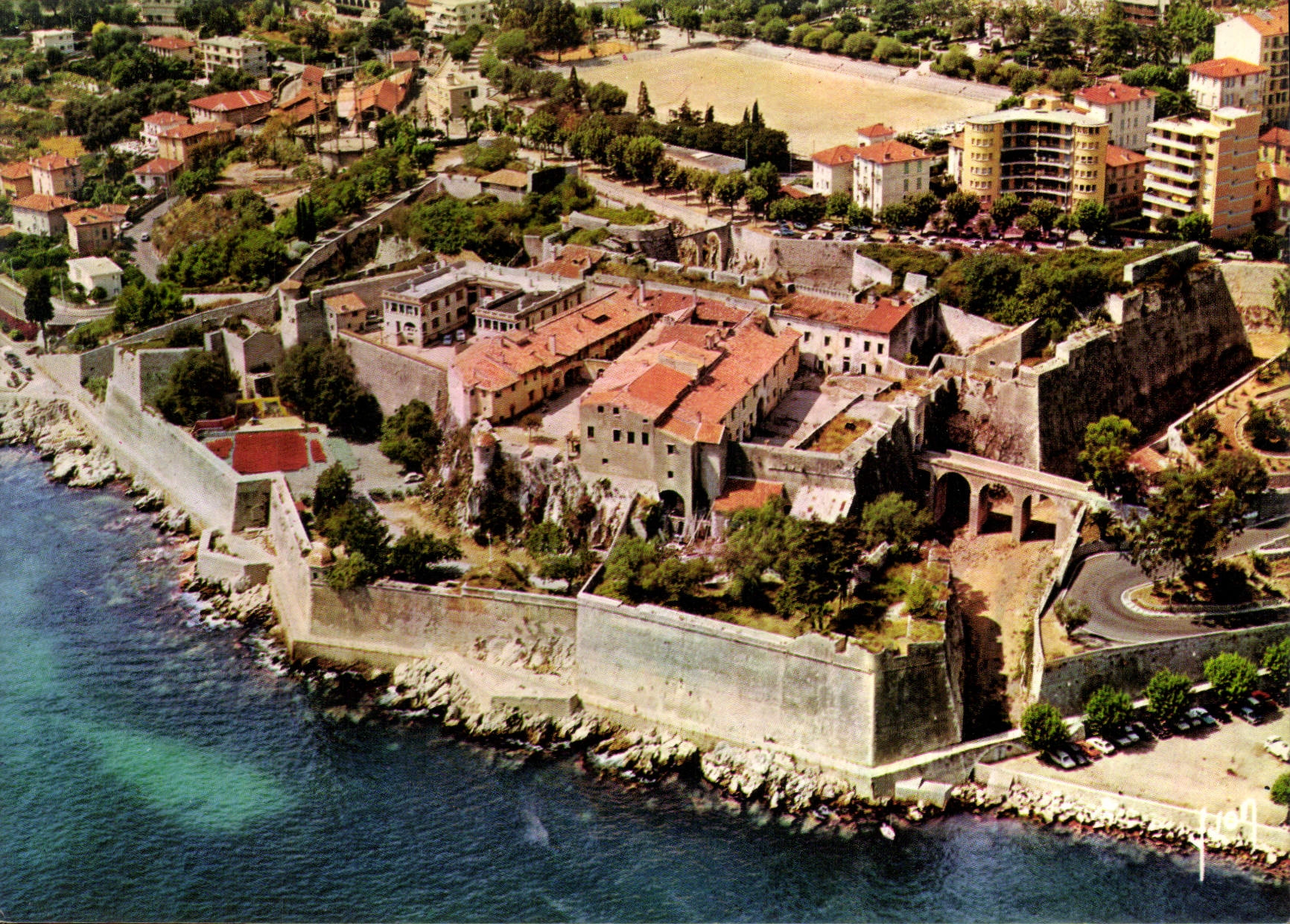Villefranche-sur-Mer — La Citadelle fortifiée par Vauban — Éditions d'art Acuelli