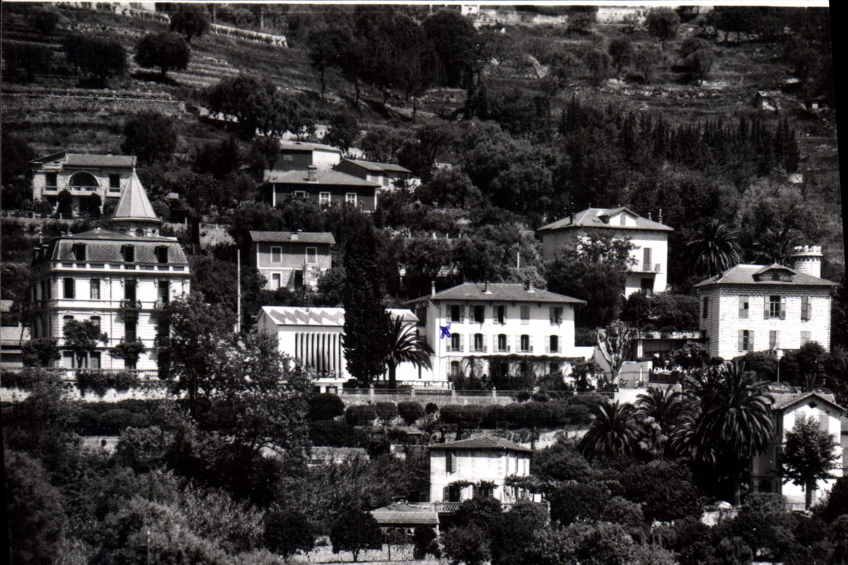 Vence — Vue sur la chapelle du Rosaire et le foyer Lacordaire — Éditions S.E.P.T. - 19, Boulevard Gorbella, Nice