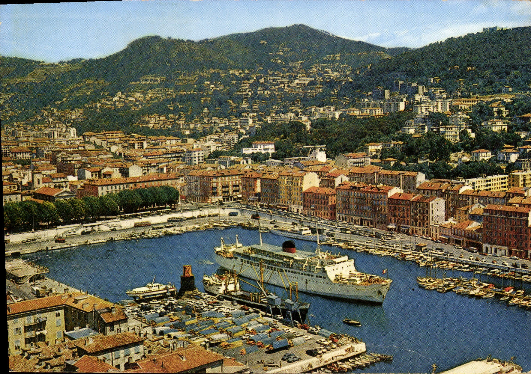CPSM Nice Capitale Mondiale du Tourisme Le Napoleon Courrier de la Corse quittant son ecrin bleu du 