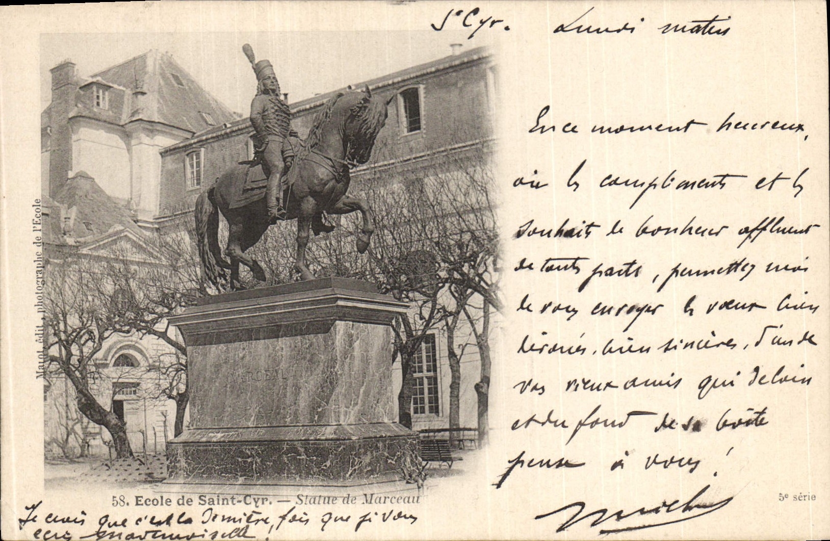 École de Saint-Cyr — Statue de Marceau — Photographe de l'École