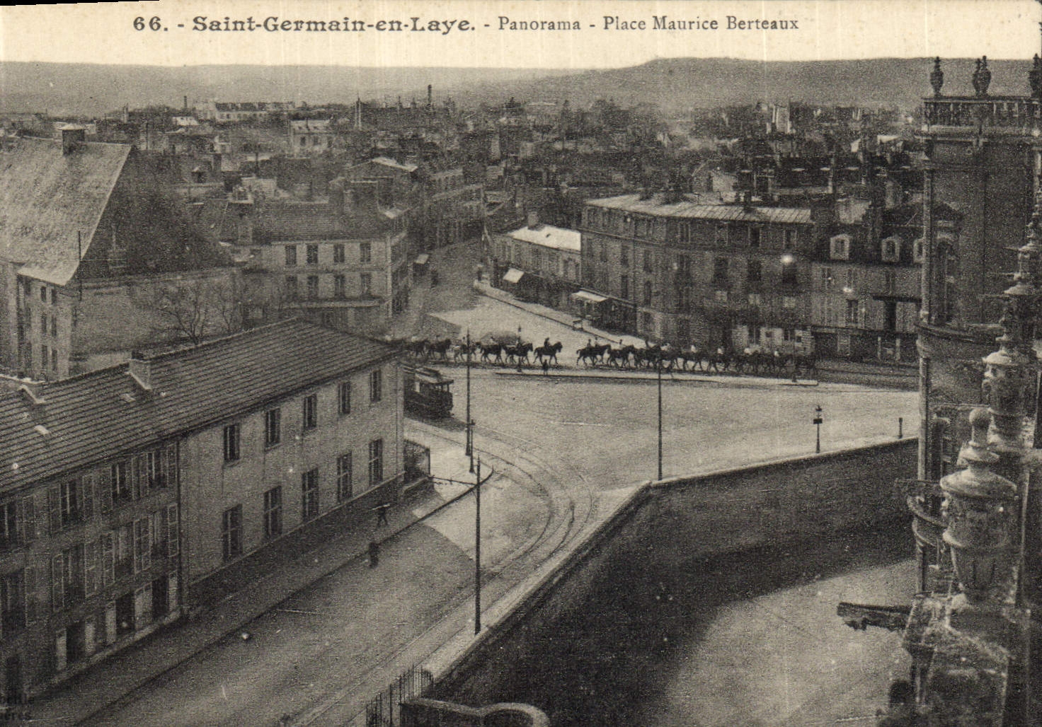 Saint-Germain-en-Laye - Panorama - Plaza Maurice Berteaux