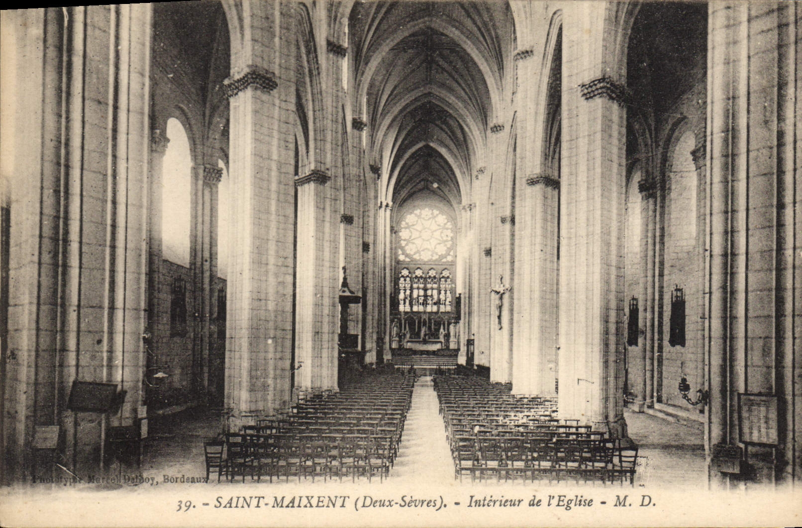 Saint-Maixent (Deux-Sèvres) — Intérieur de l'église — Phototypie Marcel Delboy, Bordeaux, n°39