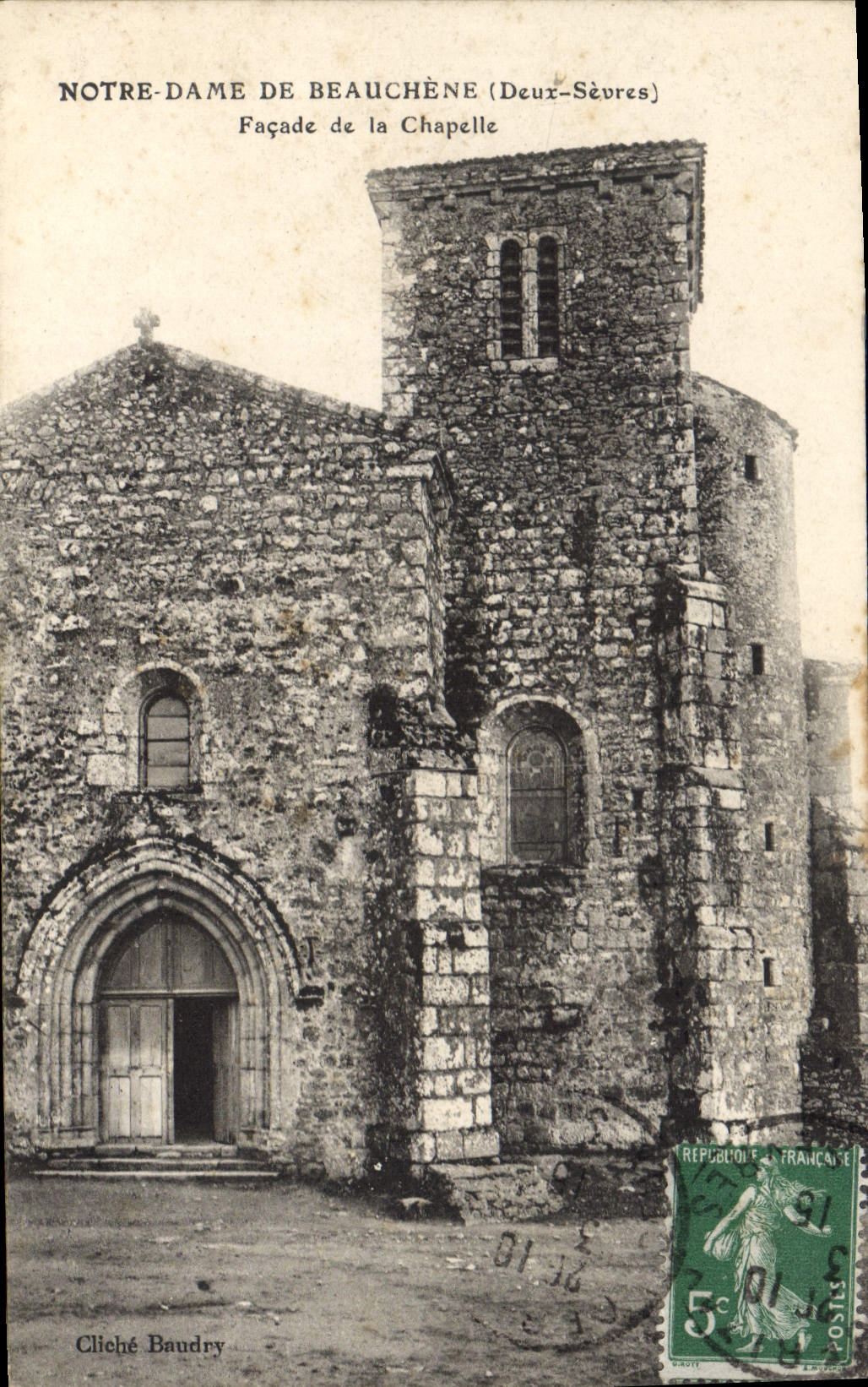 Notre-Dame de Beauchène (Deux-Sèvres) — Façade de la Chapelle — Cliché Baudry