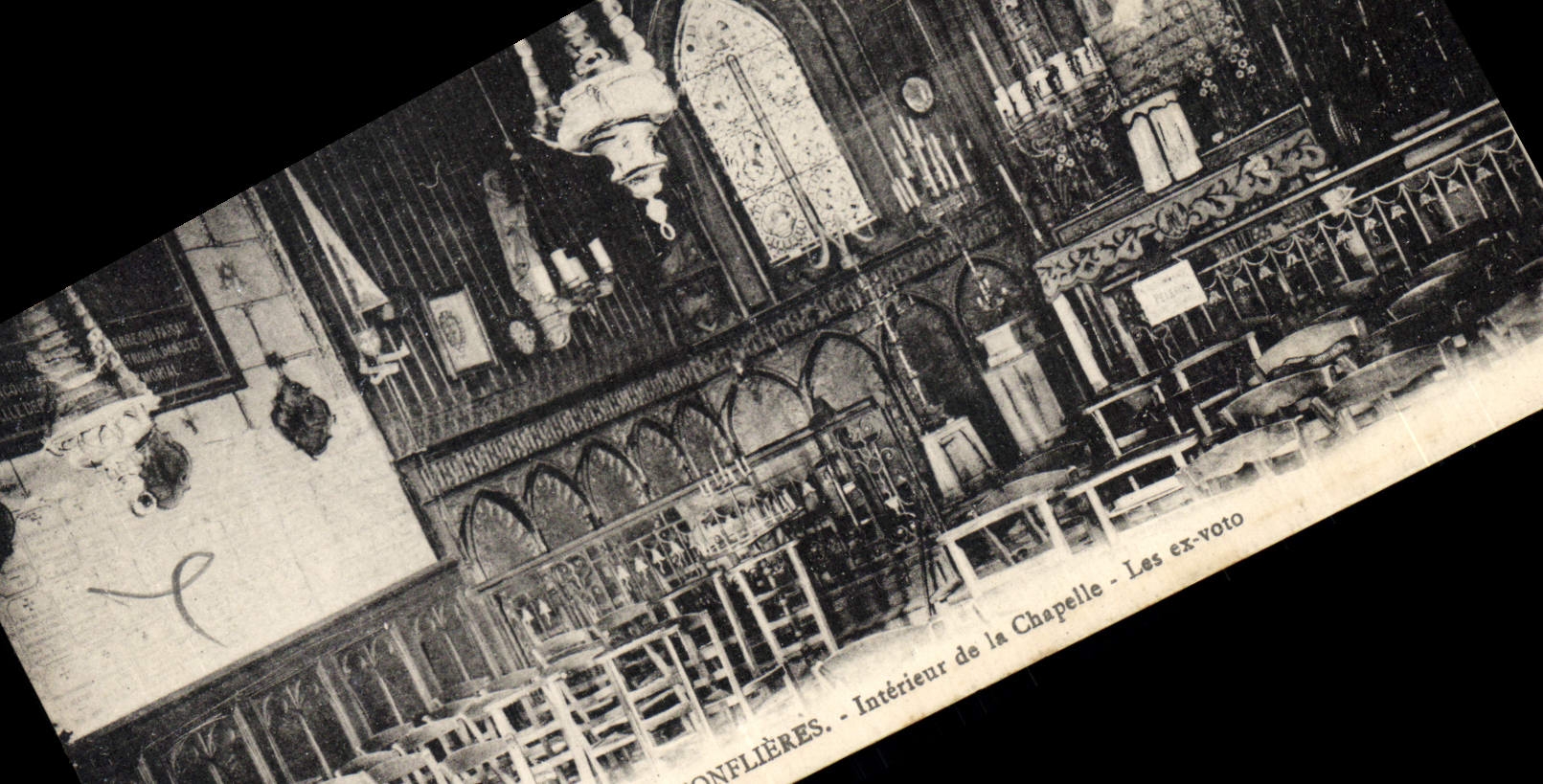 Conflérières - Intérieur de la Chapelle - Les ex-voto