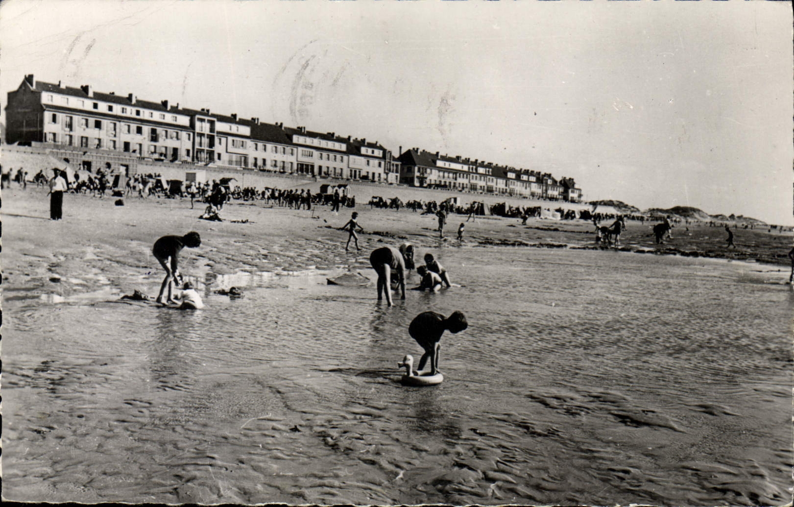CPA Fort Mahon (Somme) La Plage a maree basse