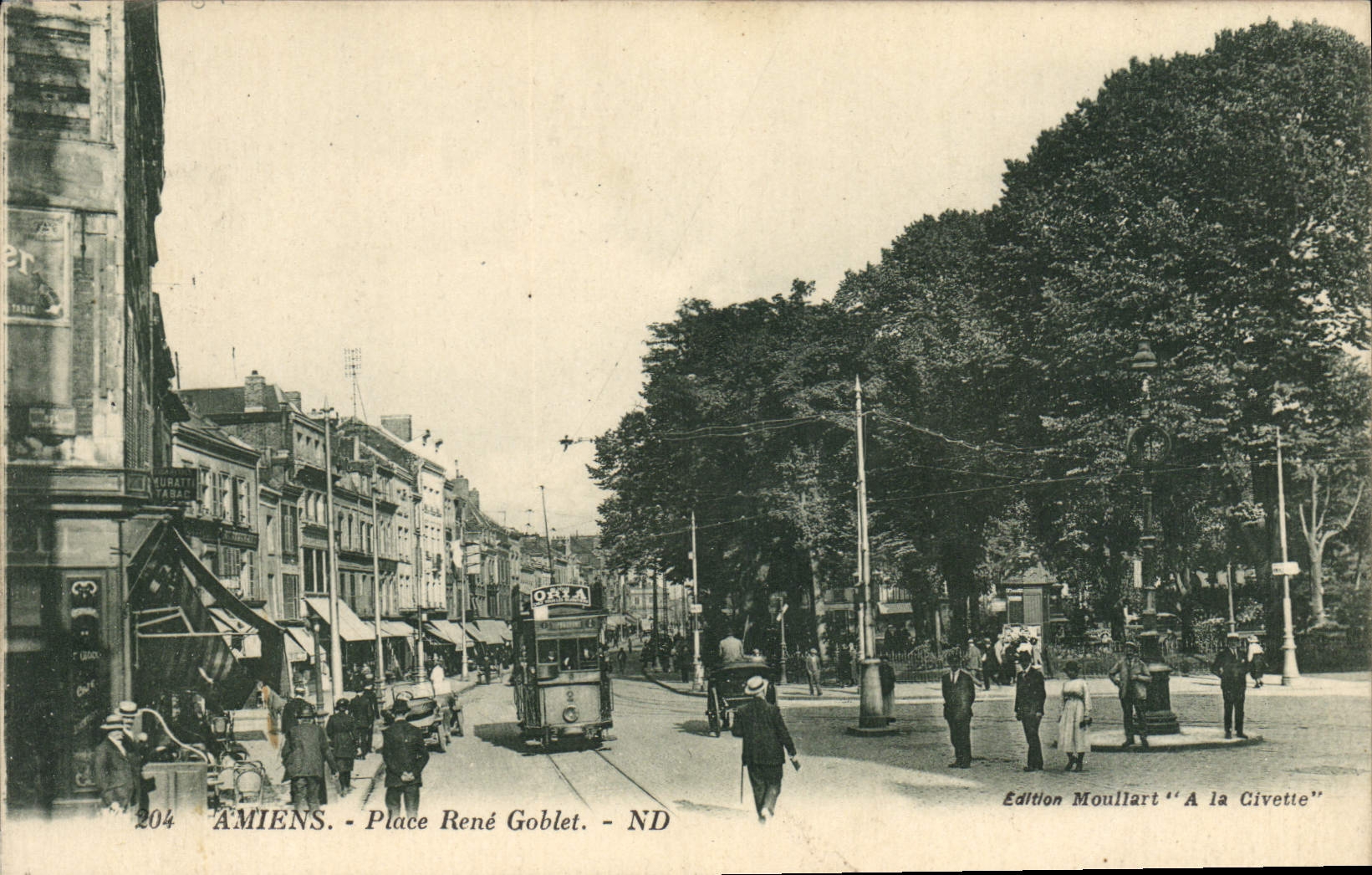 Amiens - Place René Goblet — tramway et piétons — Édition Moullart 'A la Civette' n°204