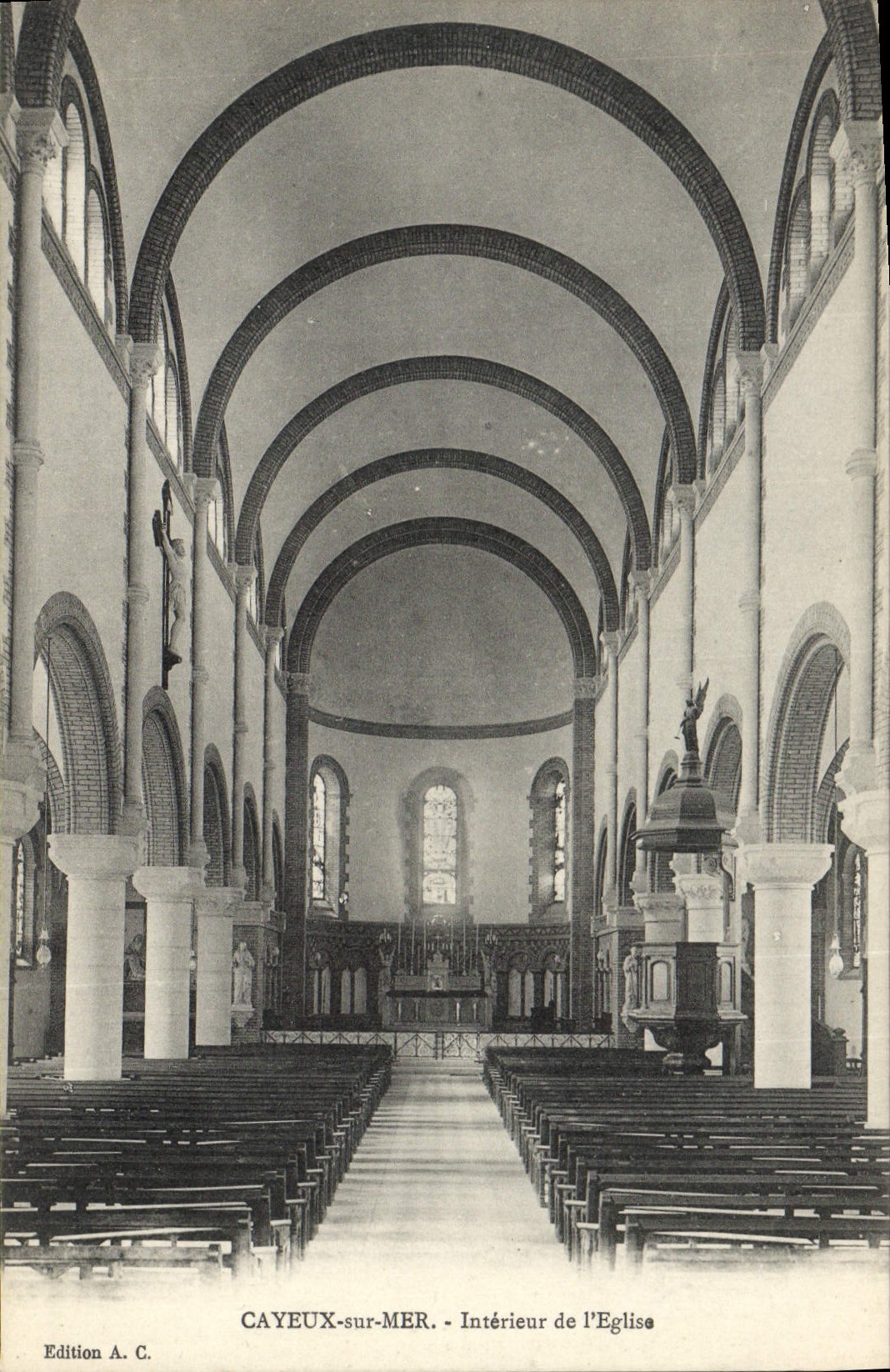CAYEUX-sur-MER - Intérieur de l'Église — Édition A. C.
