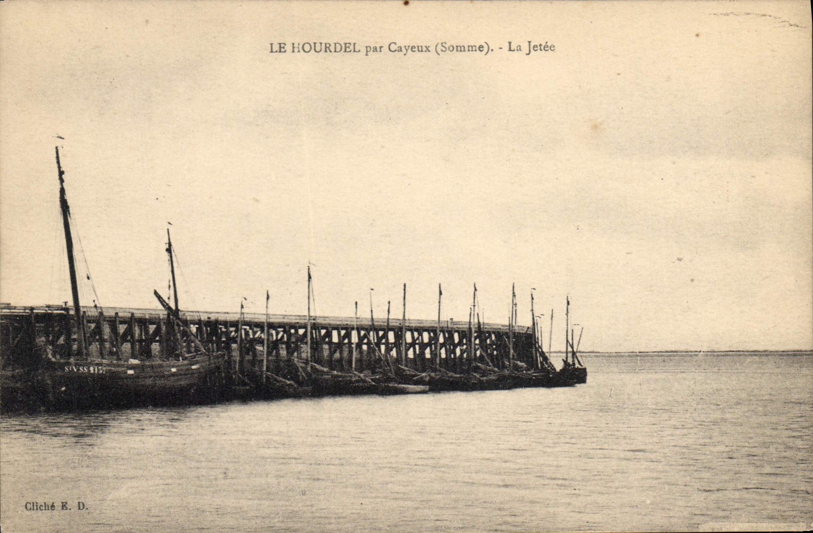 Le Hourdel par Cayeux (Somme) — La Jetée — Cliché B. D.