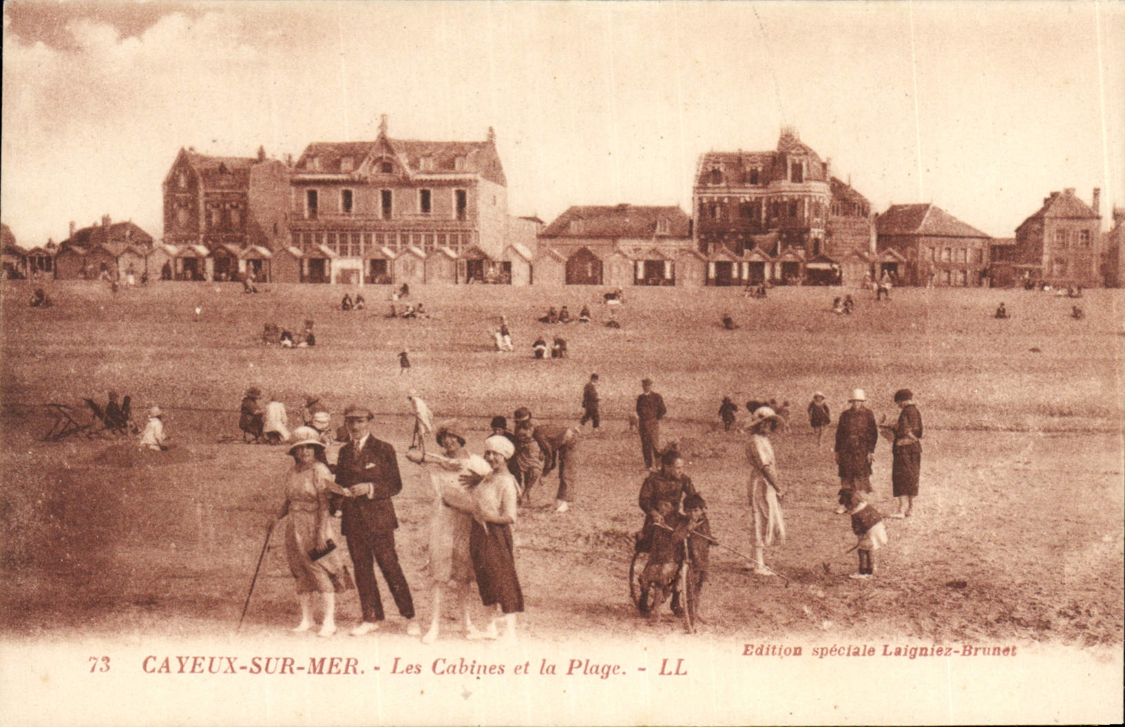 CAYEUX-SUR-MER — Les Cabines et la Plage — Édition spéciale Laigniez-Brunet
