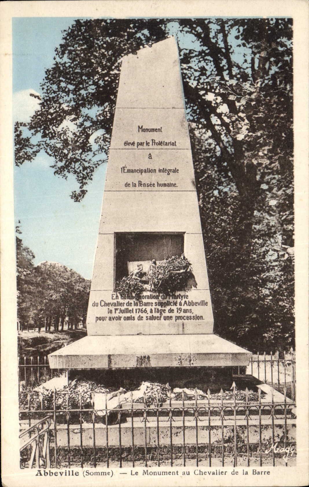 Abbeville (Somme) — Le Monument au Chevalier de la Barre