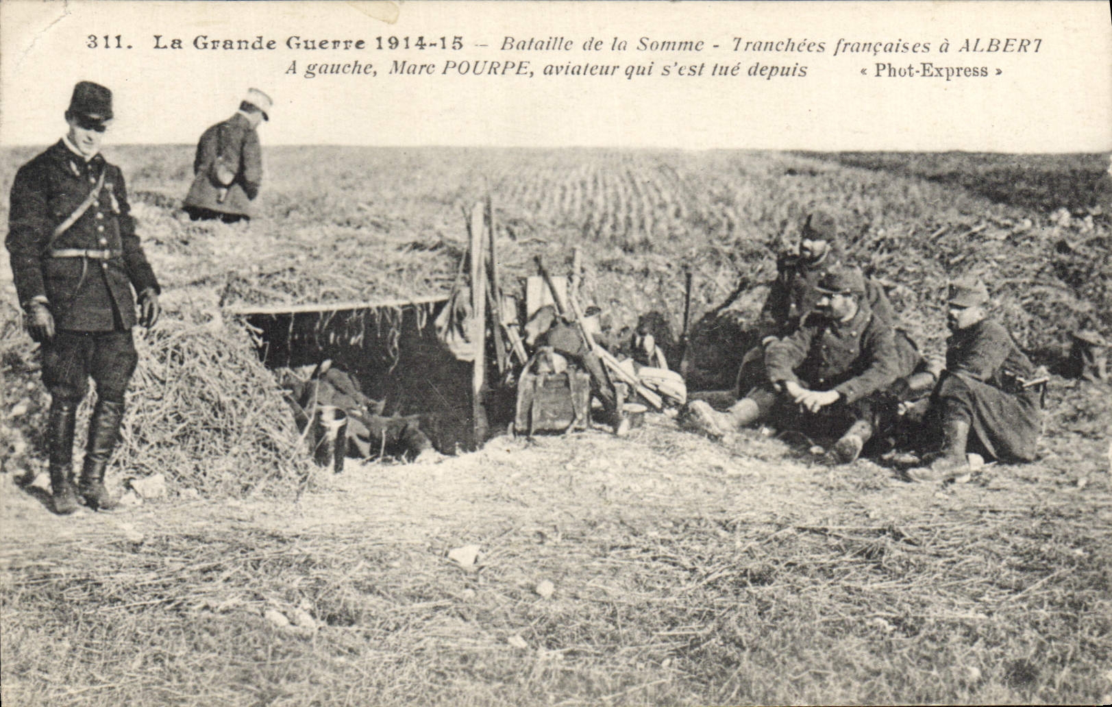 CPA La Grande Guerre Bataille de la Somme Tranchees françaises à Albert