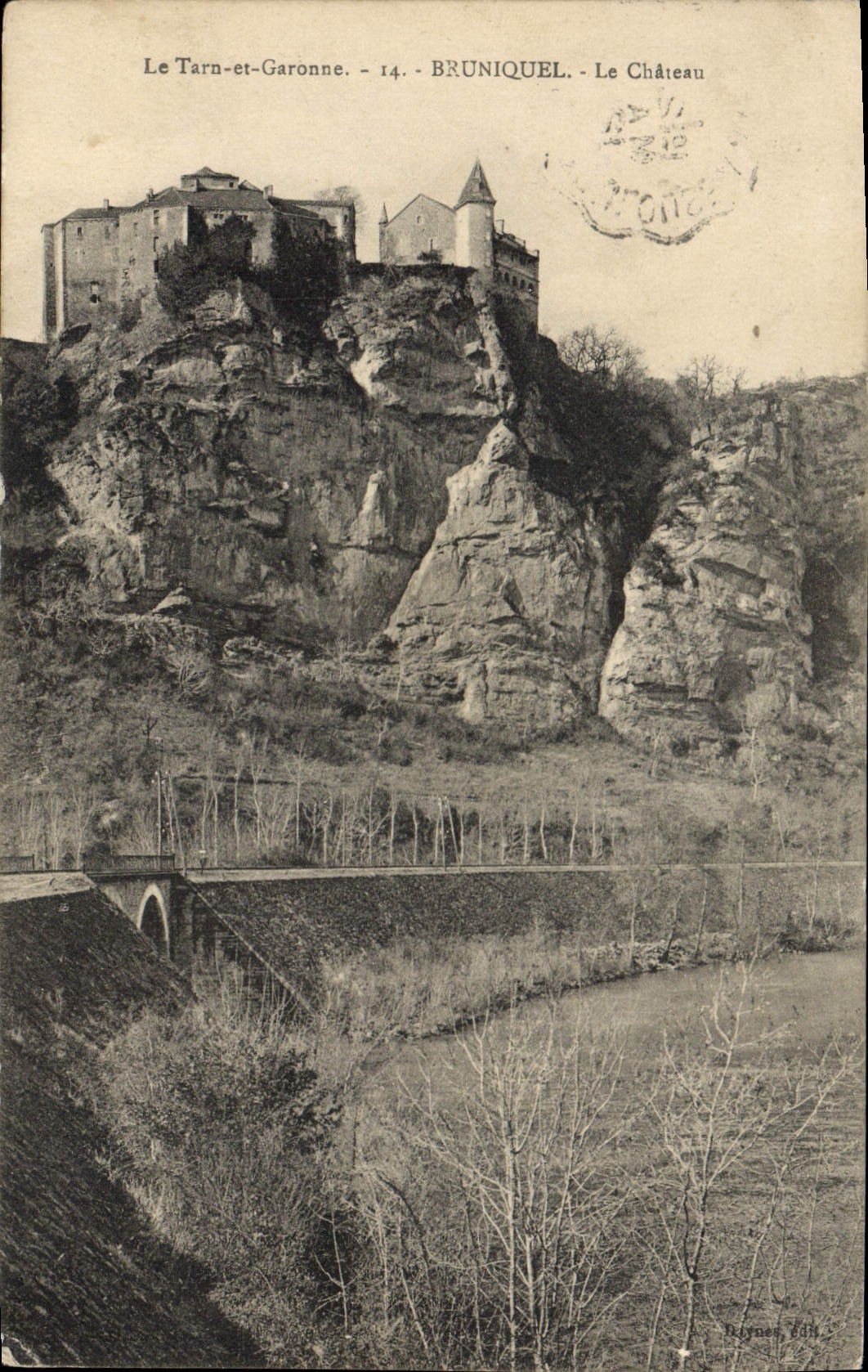 CPA Le Tarn et Garonne Bruniquel Le Chateau