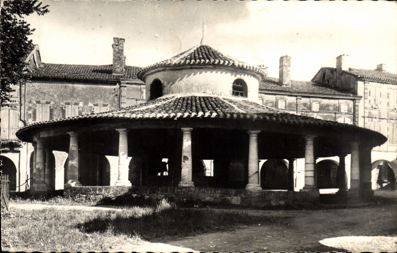 CPA Auvillar (Le Tarn et Gne) La Halle aux Grains Classee comme Curiosite