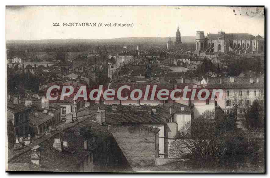 Montauban (à vol d'oiseau) — vue aérienne de la ville avec église et pont — CPAdeCollection